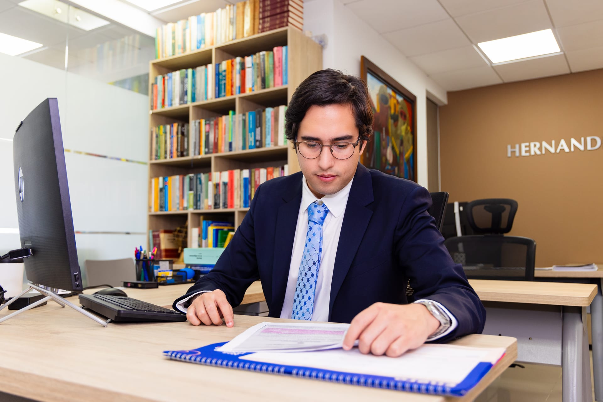 Asesoría personalizada en Hernández & Abogados